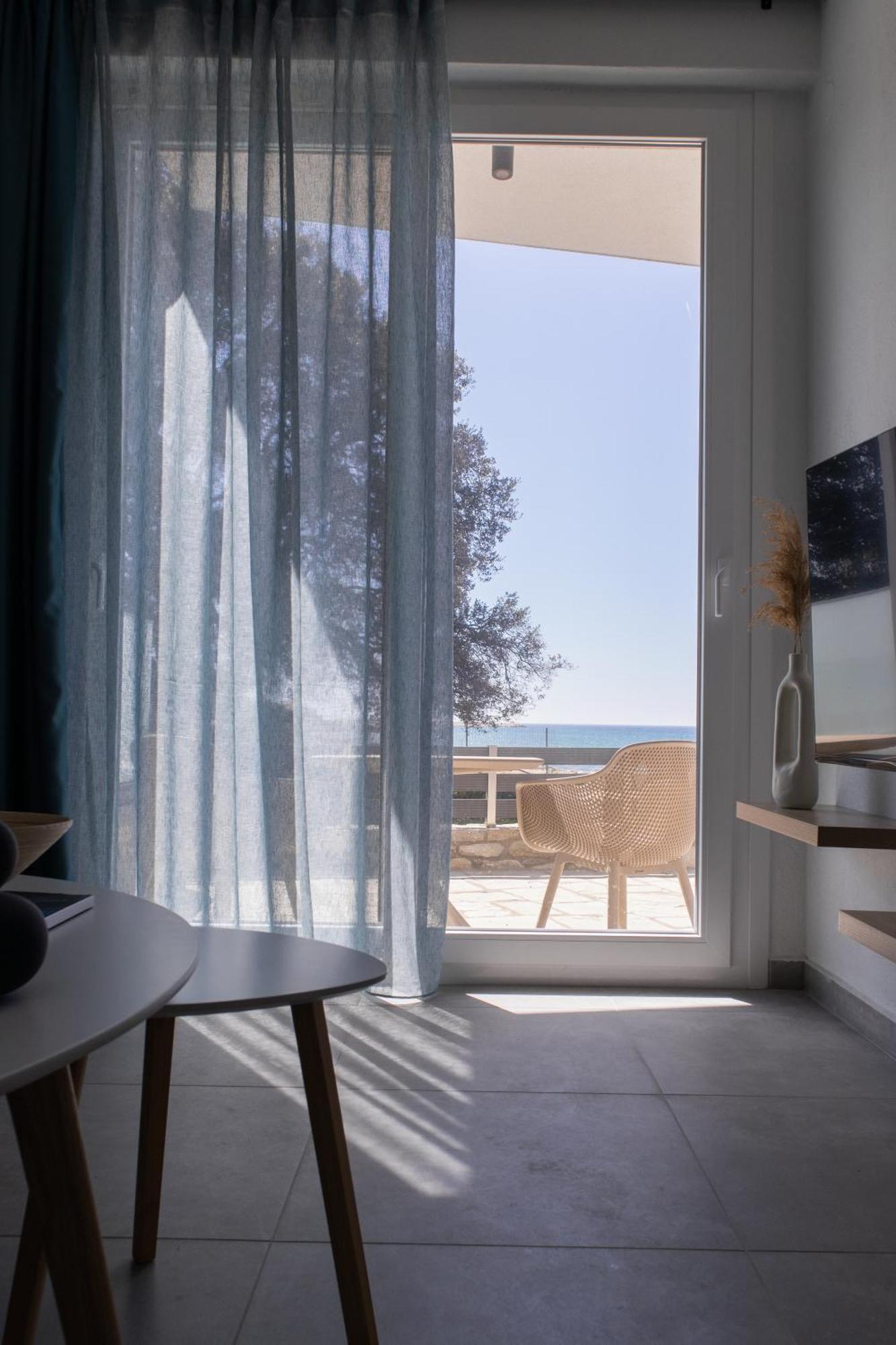 Olive & Sea Luxury Suites Скала-Сотірос Екстер'єр фото