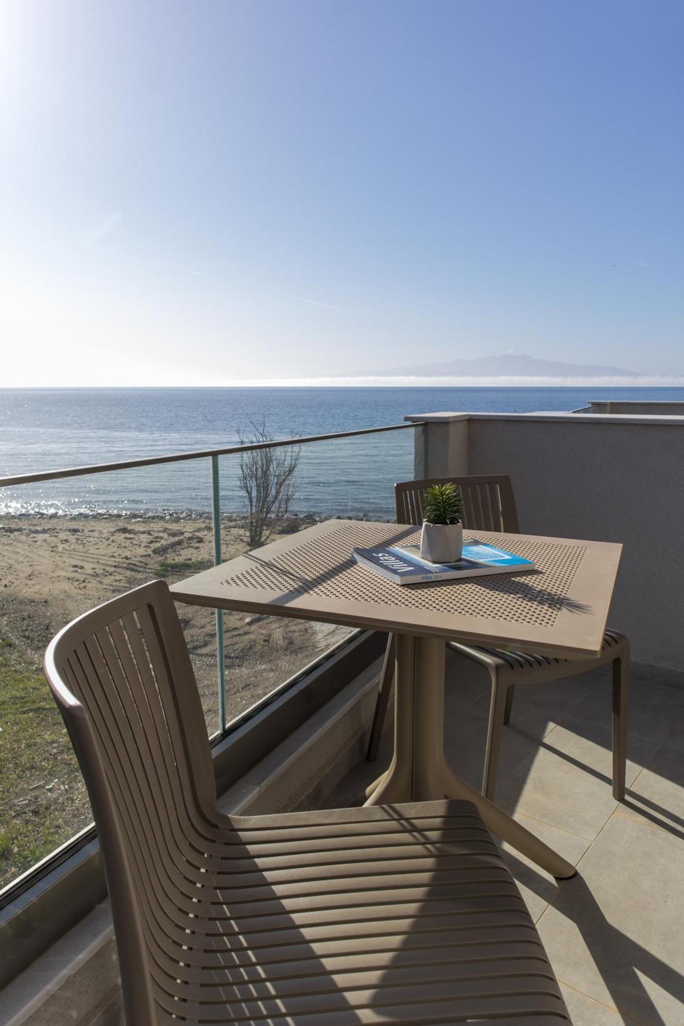 Olive & Sea Luxury Suites Скала-Сотірос Екстер'єр фото